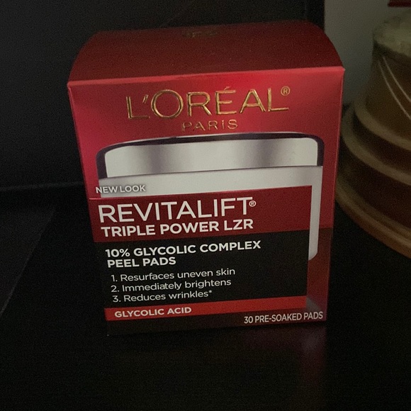 L’Oréal Paris Revitalift Triple Power LZR 30 Pre-Soaked Pads - Picture 1 of 2